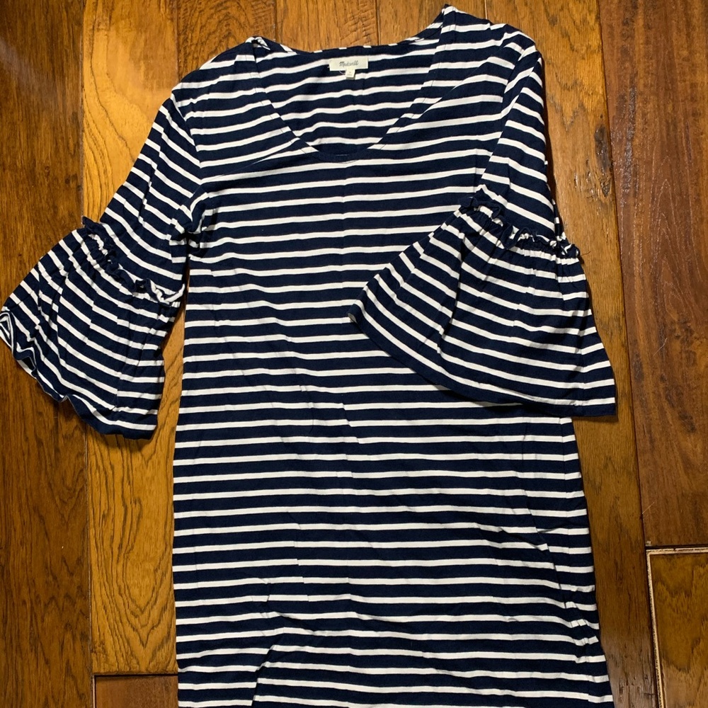 EUC Madewell striped ruffle Sleeve dress MEDIUM